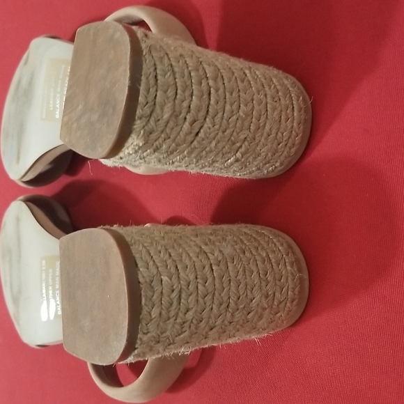 STEVE MADDEN MARCELLA  SANDALS - Picture 8 of 10